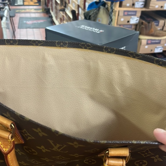 Louis Vuitton sac plat - Picture 15 of 15